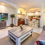 Clementina Apartamento *